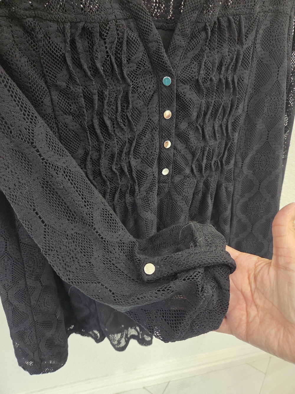 Women’s XL Black Lace Blouse Sheer Crochet Boho Pintuck 3/4 Sleeve Tunic Top - Picture 2 of 5